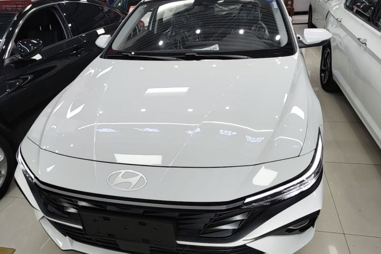 Used Hyundai Elantra 2023 1.5L CVT GLX Elite Edition Front