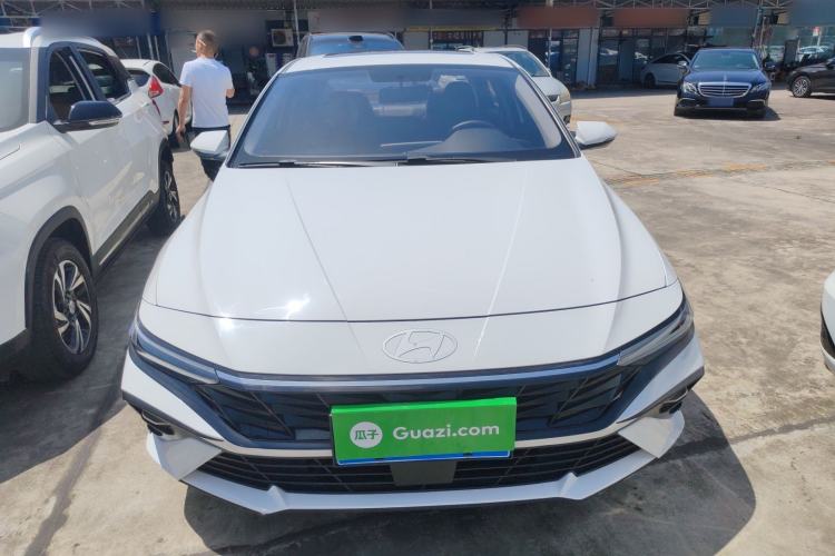 Used Hyundai Elantra 2023 1.5L CVT GLX Elite Edition Front