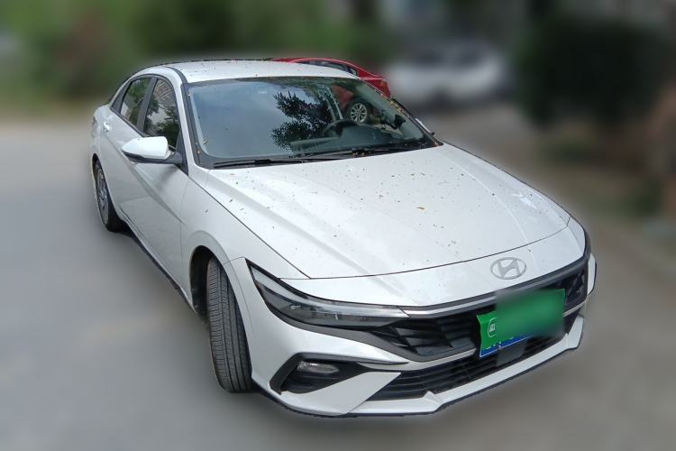 Used Hyundai Elantra 2023 1.5L CVT GLS Leading Edition Front Right 45 Deg