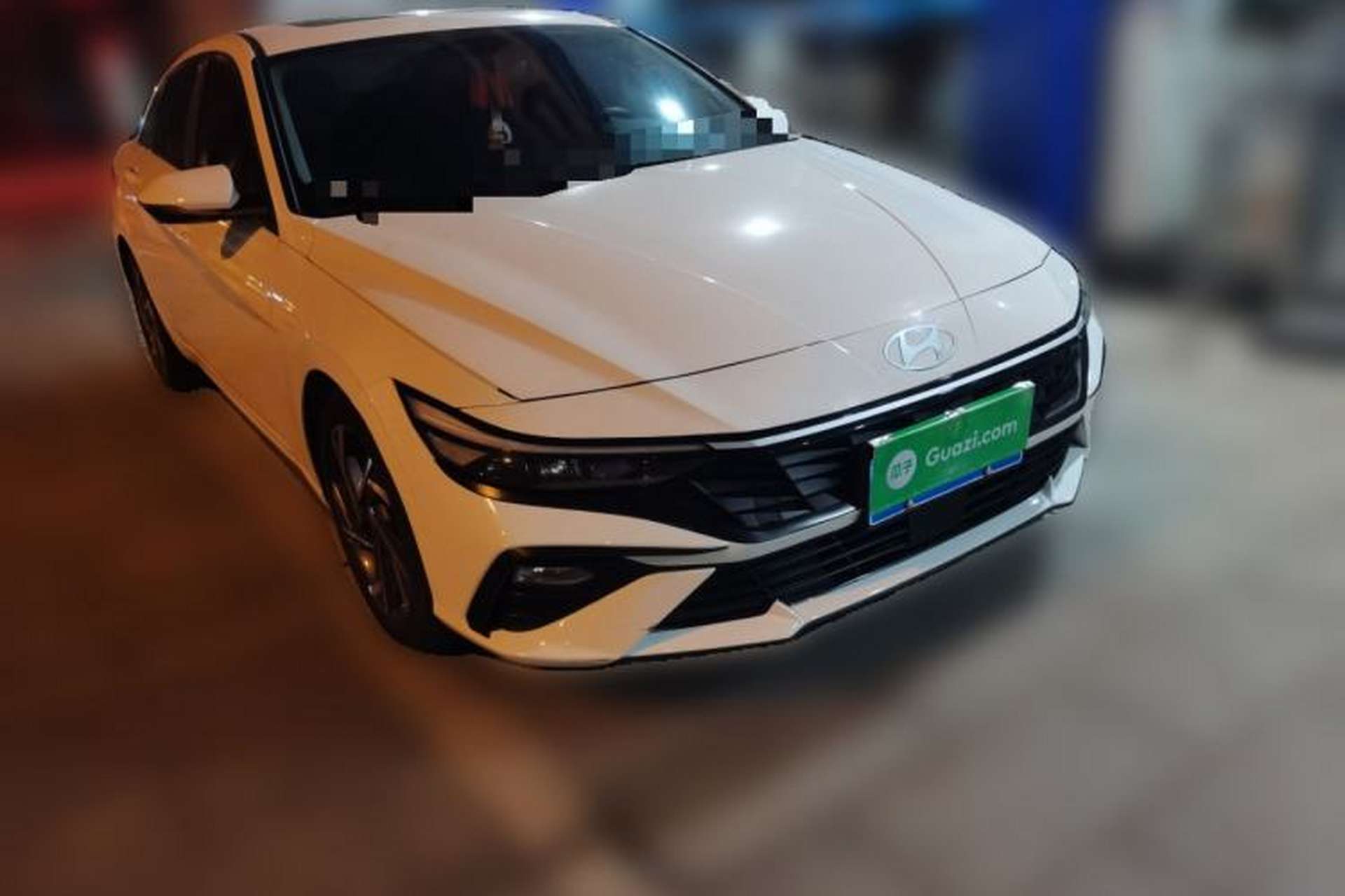 Used Hyundai Elantra 2023 1.5L CVT GLX Elite Edition Front Right 45 Deg