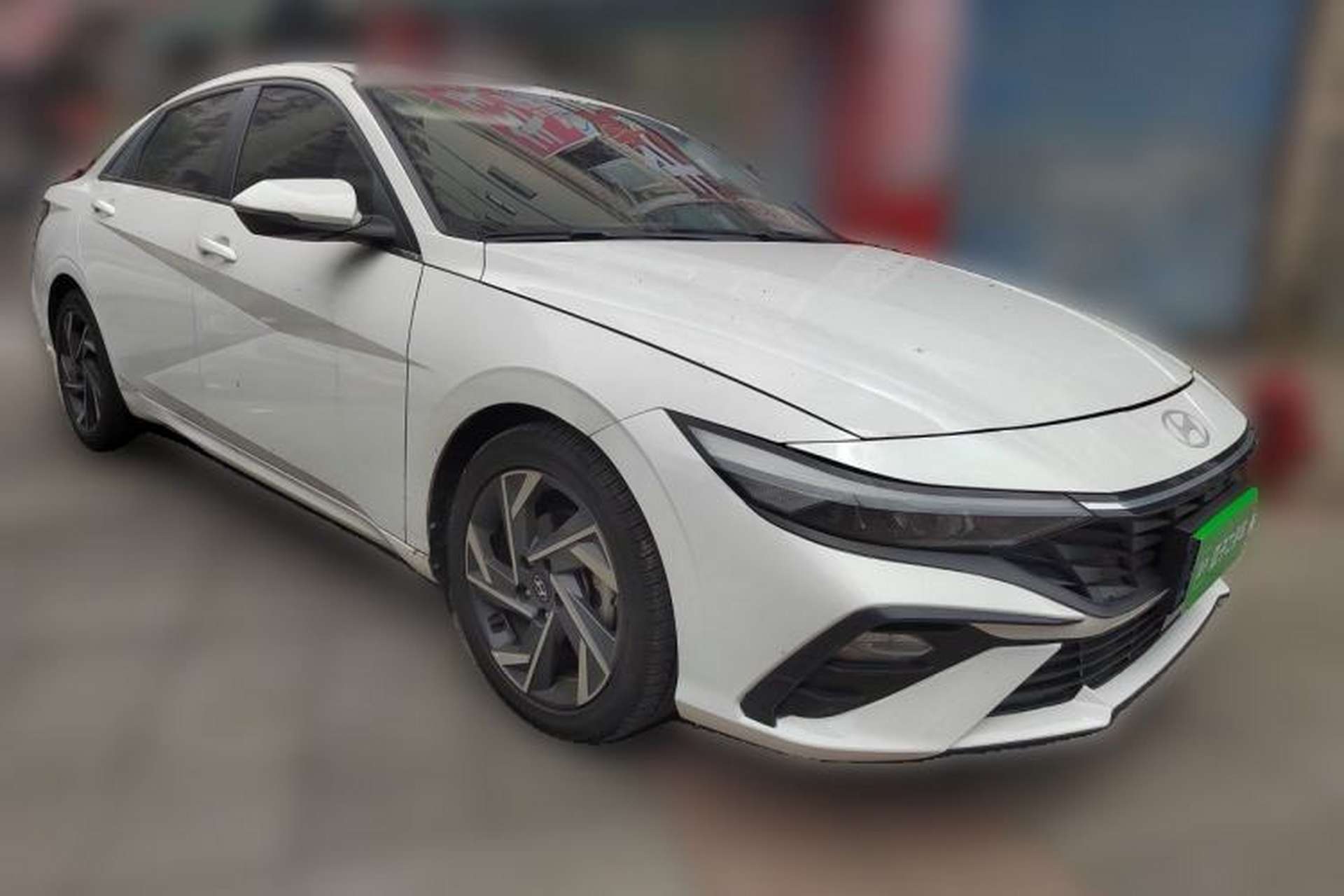 Used Hyundai Elantra 2023 1.5L CVT GLX Elite Edition Front Right 45 Deg