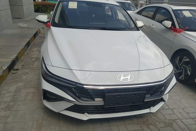 Used Hyundai Elantra 2023 1.5L CVT GLX Elite Edition Front