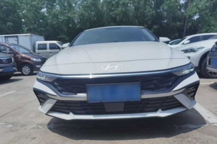 Used Hyundai Elantra 2023 1.5L CVT GLX Elite Edition Front