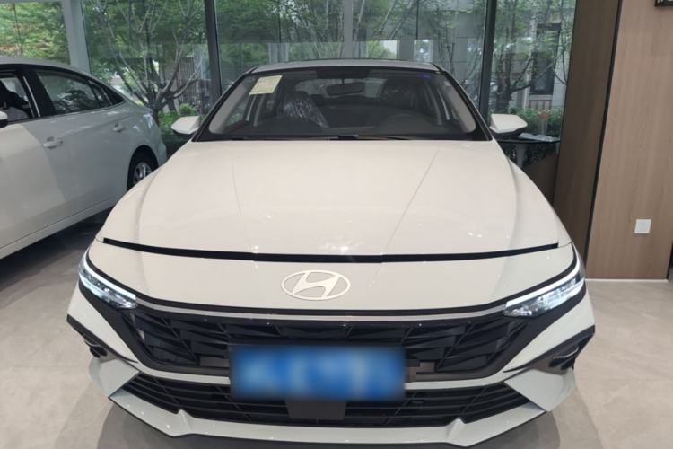 Used Hyundai Elantra 2023 1.5L CVT GLX Elite Edition Front