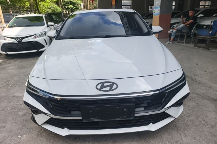 Used Hyundai Elantra 2023 1.5L CVT GLX Elite Edition Front