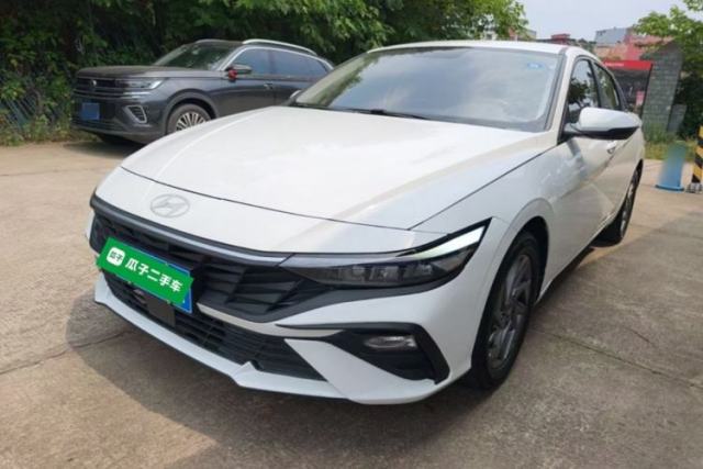 Used Hyundai Elantra 2023 1.5L CVT GLS Leading Edition