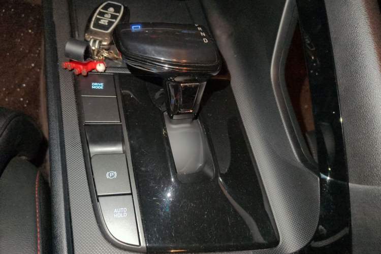 Used Hyundai Elantra 2023 240TGDi DCT N Line GLX Elite Edition Gear Lever