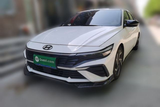 Used Hyundai Elantra 2023 1.5L CVT LUX Prestige Edition