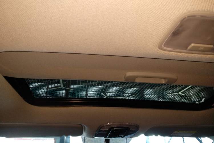 Used Hyundai Elantra 2023 1.5L CVT GLX Elite Edition Headliner