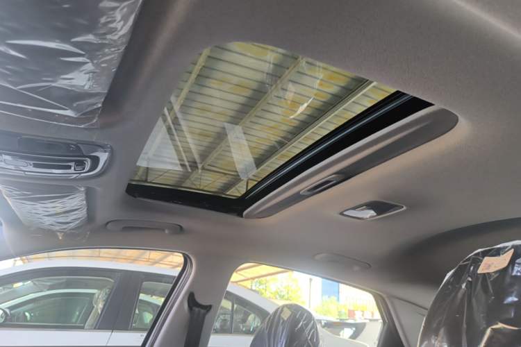 Used Hyundai Elantra 2023 1.5L CVT GLX Elite Edition Headliner