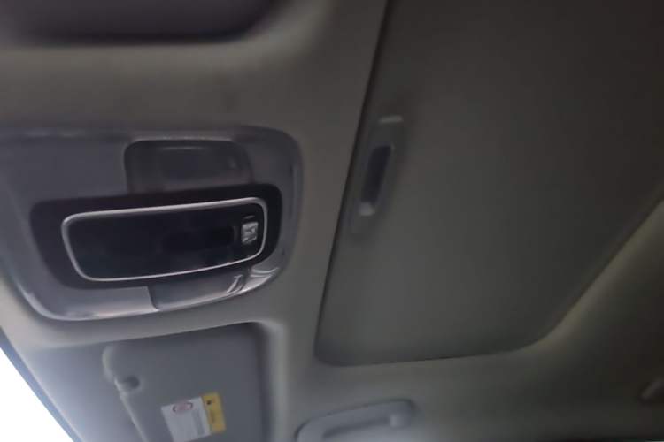Used Hyundai Elantra 2023 1.5L CVT GLX Elite Edition Headliner