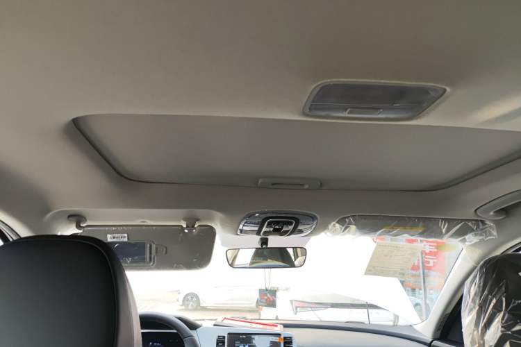 Used Hyundai Elantra 2023 1.5L CVT GLX Elite Edition Headliner