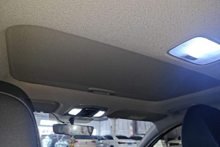 Used Hyundai Elantra 2023 1.5L CVT GLX Elite Edition Headliner