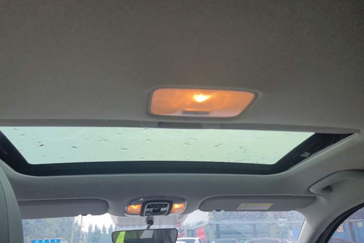 Used Hyundai Elantra 2023 1.5L CVT GLX Elite Edition Headliner