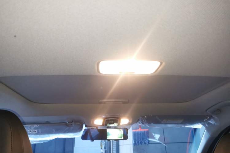 Used Hyundai Elantra 2023 1.5L CVT GLX Elite Edition Headliner