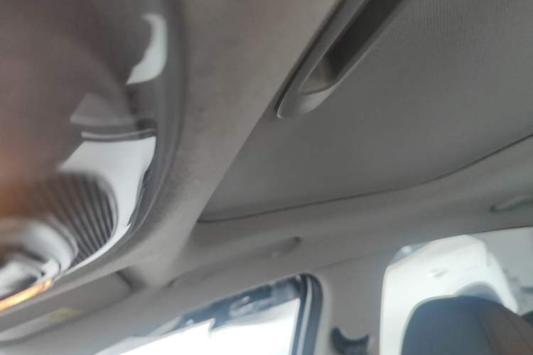 Used Hyundai Elantra 2023 1.5L CVT GLX Elite Edition Headliner