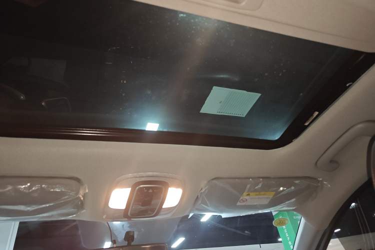 Used Hyundai Elantra 2023 1.5L CVT GLX Elite Edition Headliner