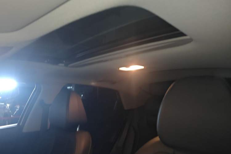 Used Hyundai Elantra 2023 1.5L CVT GLX Elite Edition Headliner