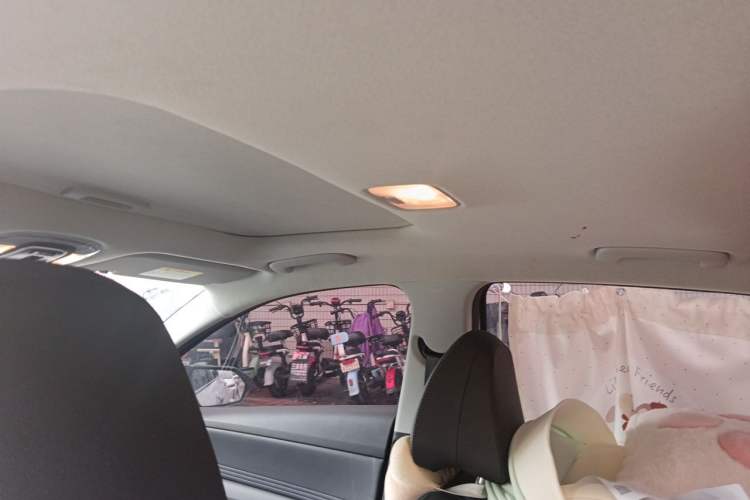 Used Hyundai Elantra 2023 1.5L CVT LUX Prestige Edition Headliner