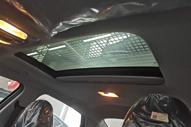 Used Hyundai Elantra 2023 1.5L CVT GLX Elite Edition Headliner