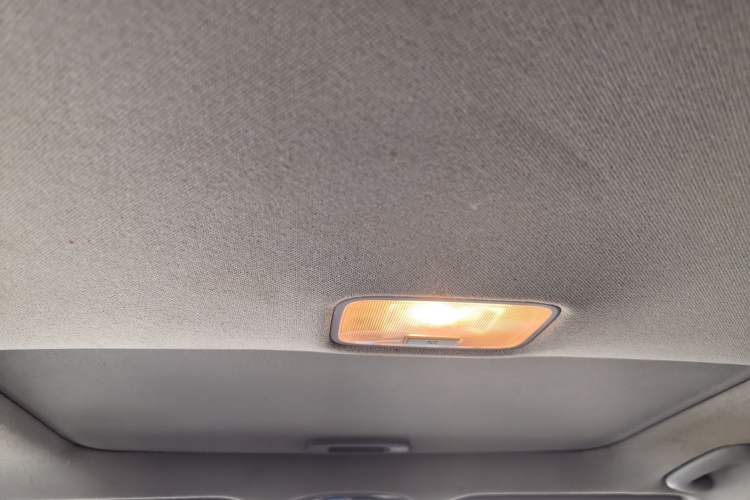 Used Hyundai Elantra 2023 1.5L CVT GLX Elite Edition Headliner