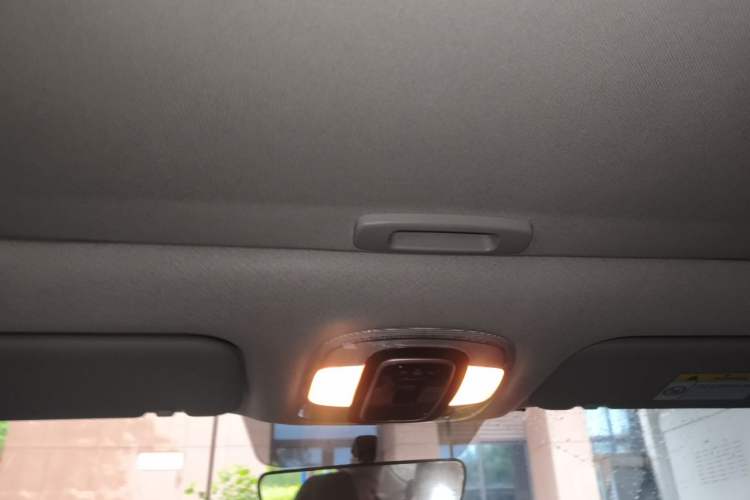 Used Hyundai Elantra 2023 1.5L CVT GLX Elite Edition Headliner