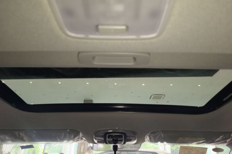 Used Hyundai Elantra 2023 1.5L CVT GLX Elite Edition Headliner