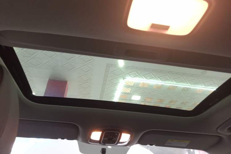 Used Hyundai Elantra 2023 1.5L CVT GLX Elite Edition Headliner