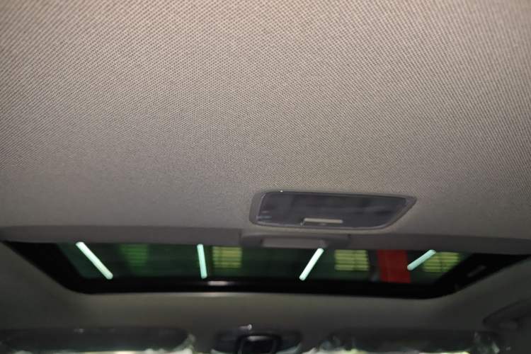 Used Hyundai Elantra 2023 1.5L CVT GLX Elite Edition Headliner