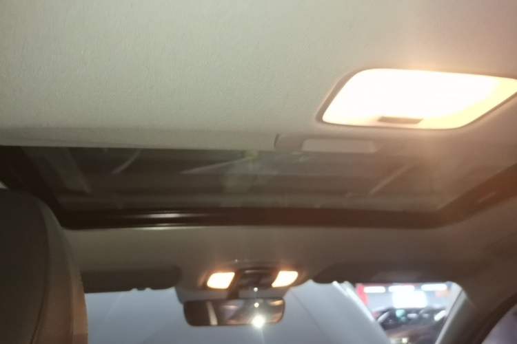 Used Hyundai Elantra 2023 1.5L CVT GLX Elite Edition Headliner