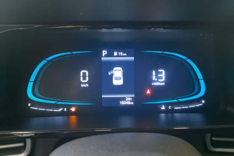 Used Hyundai Elantra 2023 1.5L CVT GLX Elite Edition Instrument Cluster