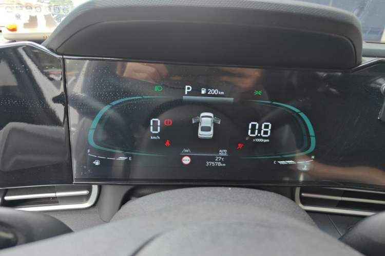 Used Hyundai Elantra 2023 1.5L CVT LUX Prestige Edition Instrument Cluster