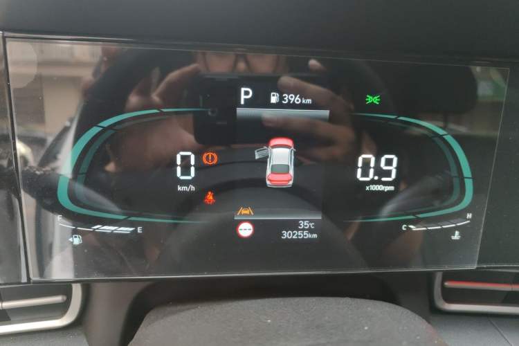 Used Hyundai Elantra 2023 1.5L CVT LUX Prestige Edition Instrument Cluster