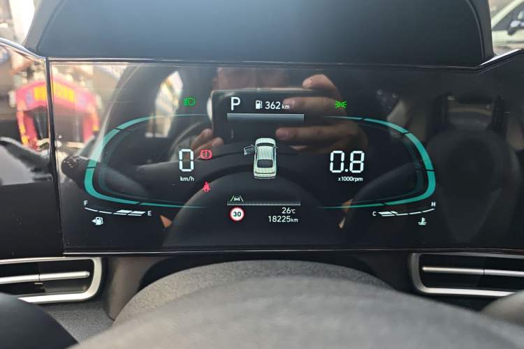 Used Hyundai Elantra 2023 1.5L CVT LUX Prestige Edition Instrument Cluster