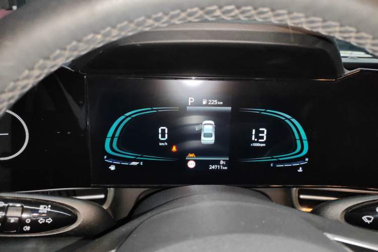 Used Hyundai Elantra 2023 1.5L CVT LUX Prestige Edition Instrument Cluster