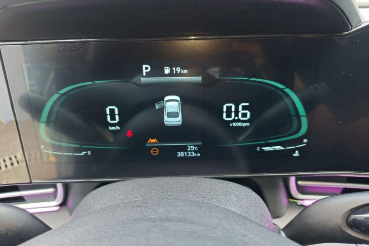Used Hyundai Elantra 2023 1.5L CVT LUX Prestige Edition Instrument Cluster
