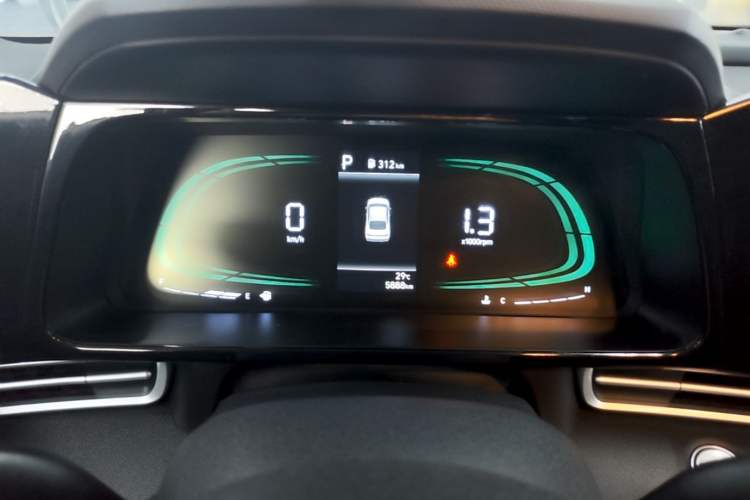 Used Hyundai Elantra 2023 1.5L CVT GLX Elite Edition Instrument Cluster