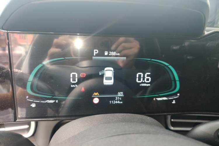 Used Hyundai Elantra 2023 1.5L CVT LUX Prestige Edition Instrument Cluster