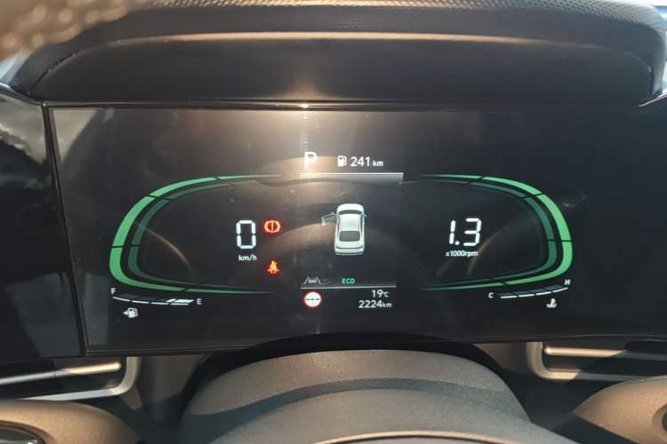 Used Hyundai Elantra 2023 1.5L CVT LUX Prestige Edition Instrument Cluster