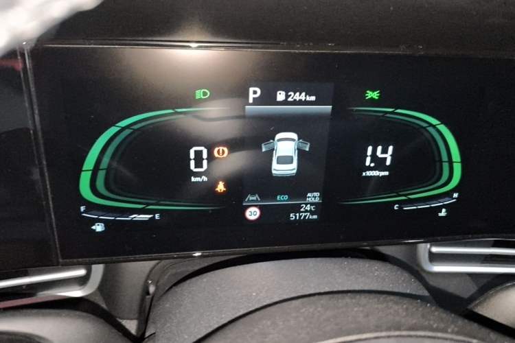 Used Hyundai Elantra 2023 1.5L CVT LUX Prestige Edition Instrument Cluster