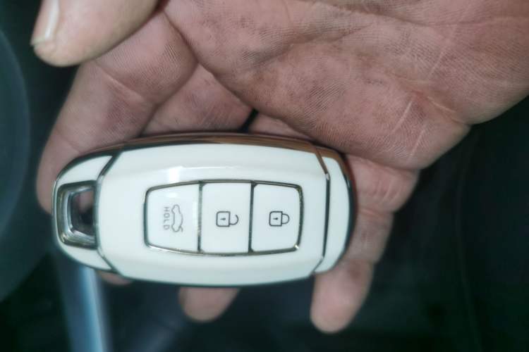 Used Hyundai Elantra 2023 1.5L CVT GLX Elite Edition Interior 1