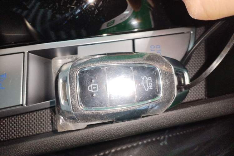 Used Hyundai Elantra 2023 1.5L CVT GLX Elite Edition Interior 1