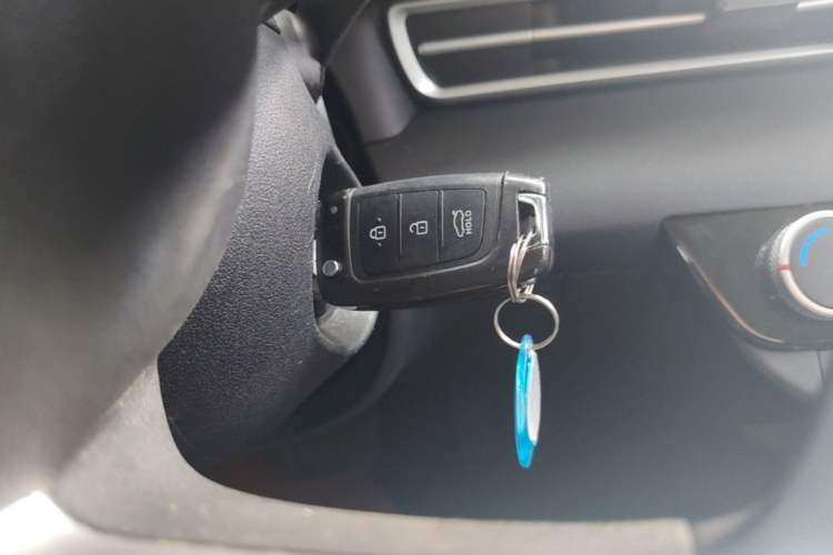 Used Hyundai Elantra 2023 1.5L CVT GLS Leading Edition Interior 1