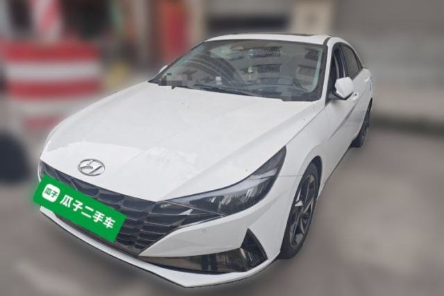 Used Hyundai Elantra 2023 1.5L CVT LUX Prestige Edition