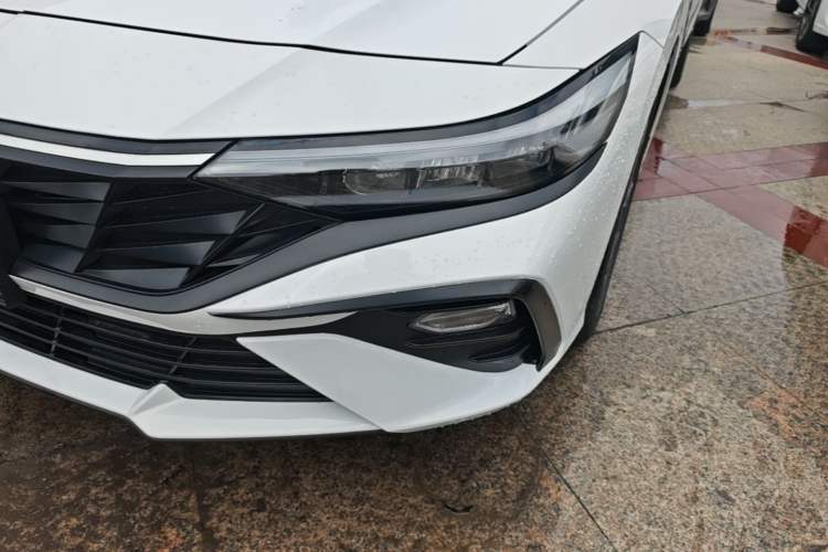 Used Hyundai Elantra 2023 1.5L CVT GLX Elite Edition Left Front Headlight