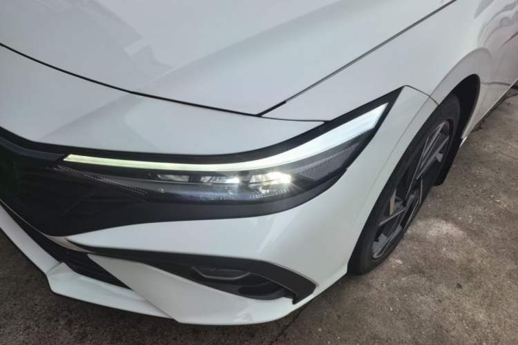 Used Hyundai Elantra 2023 1.5L CVT GLX Elite Edition Left Front Headlight