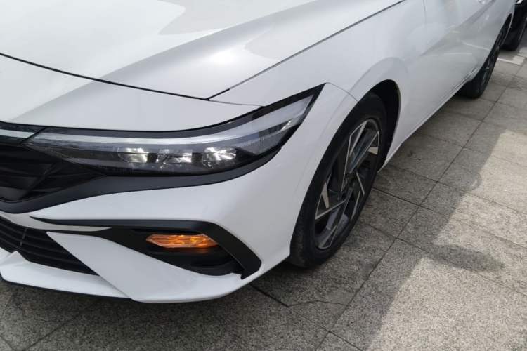 Used Hyundai Elantra 2023 1.5L CVT GLX Elite Edition Left Front Headlight