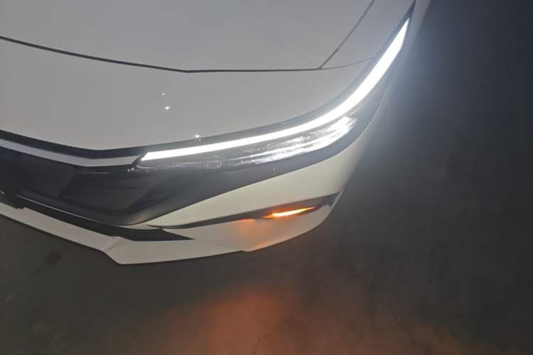 Used Hyundai Elantra 2023 1.5L CVT GLX Elite Edition Left Front Headlight