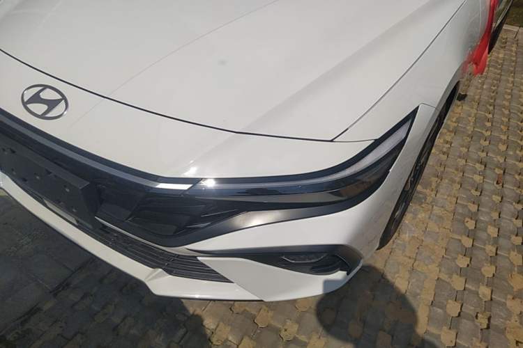 Used Hyundai Elantra 2023 1.5L CVT GLX Elite Edition Left Front Headlight
