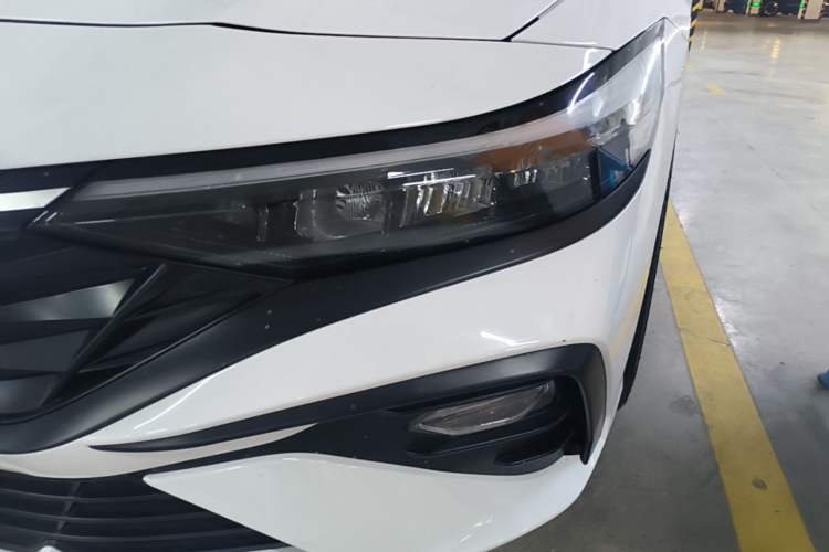 Used Hyundai Elantra 2023 1.5L CVT GLX Elite Edition Left Front Headlight